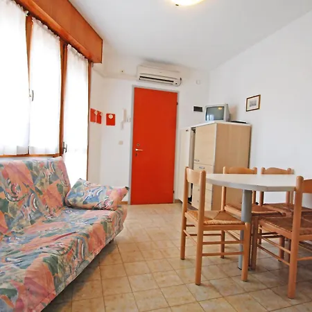 Appartamento Moschettieri-8 By Interhome