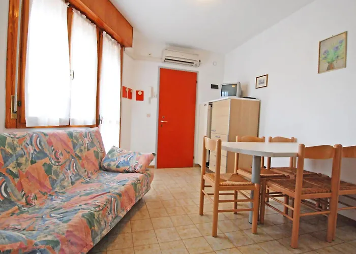 Appartamento Moschettieri-8 By Interhome